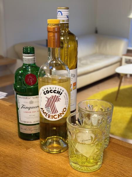 White (and definitely not radioactive yellow) Negroni