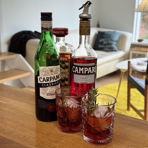 Amaretto Negroni